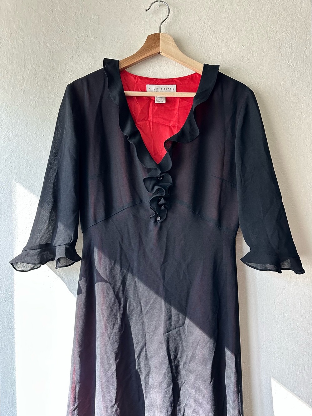 Philip dicaprio y2k flounce cocktail dress women’s 8 black overlay red lining